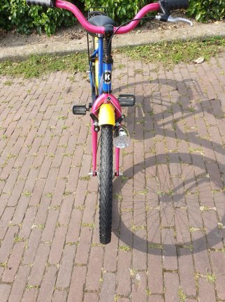 Meisjes fiets 24 inch - Afbeelding 2