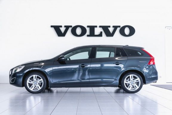 Volvo V60 - T3 Kinetic, Business Pack Pro, Family Line - Afbeelding 6