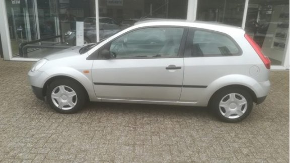 Ford Fiesta - 1.25 16V CELEBRATION - 1