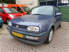 Volkswagen Golf Cabriolet - 1.8 Avantgarde