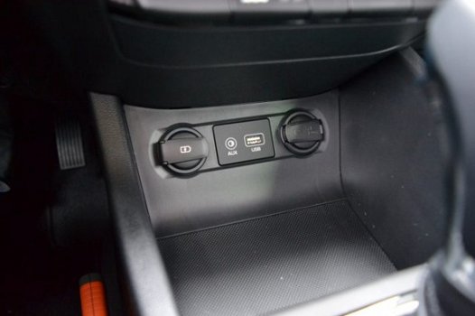 Hyundai i20 - 1.0 T-GDI Comfort Automaat + Navi Pack | €2.000, - VOORDEEL - 1