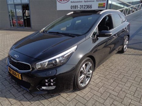 Kia Cee'd - 1.6 CRDi Business GT-Line, Panoramadak, Navi, Clima, Cruise, Achteruitrijcamera, - 1