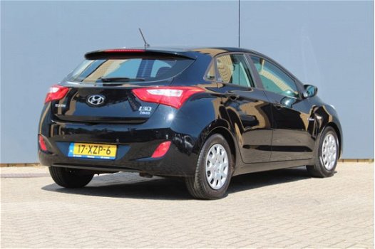 Hyundai i30 - 1.6 GDI i-Motion | Parkeersensoren | Cruise control | Bluetooth | Airco | - 1
