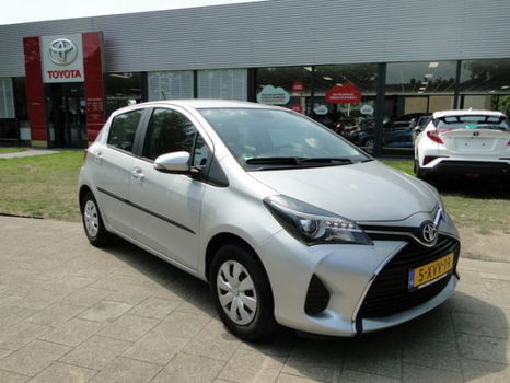 Toyota Yaris - 1.0 Aspiration Airco/Camera 5-drs - 1