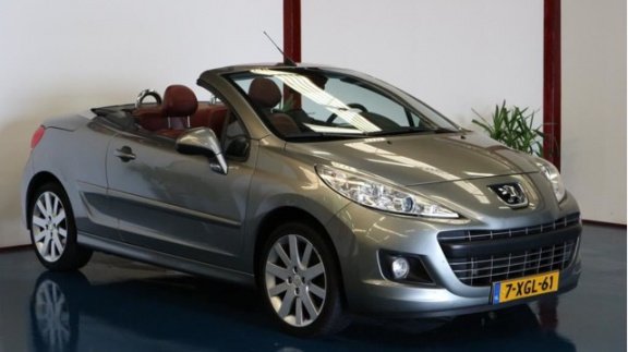 Peugeot 207 CC - 1.6 VTi Griffe Lederen bekleding/Cruis controle/Nieuw apk/Nette auto - 1