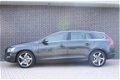 Volvo V60 - 2.4 D6 AWD Plug-In Hybrid Summum | Incl btw | OnCall | Schuif/kanteldak | - 1 - Thumbnail