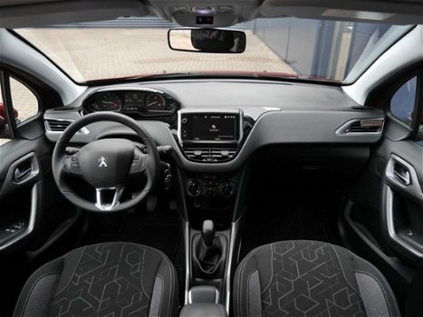 Peugeot 2008 - 110pk Blue Lion |Navigatie | Armsteun| P-Sensoren - 1
