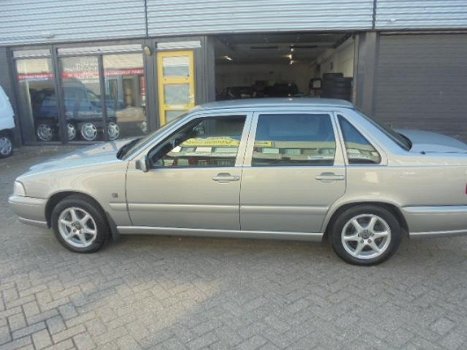 Volvo S70 - 2.5i Europa ( AIRCO+CR, CONTRL+STUURBEKR ) - 1