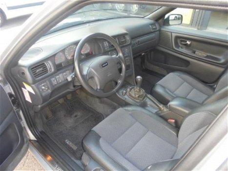 Volvo S70 - 2.5i Europa ( AIRCO+CR, CONTRL+STUURBEKR ) - 1