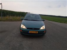 Ford Focus - 1.6-16V Ambiente