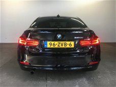 BMW 3-serie - 320i EfficientDynamics Edition Upgrade Edition SPORTLINE