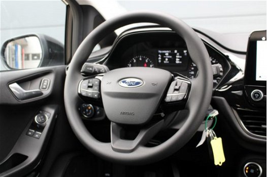 Ford Fiesta - 1.1 85pk Trend | PRIJSVOORDEEL € 2.662, - | Cruise control | Airco | Centrale deurverg - 1