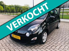 Renault Twingo - 1.2 16V Acces AIRCO, Boekjes