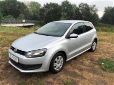 Volkswagen Polo - 1.2-12V Comfortline Clima/Cruise/Alarm