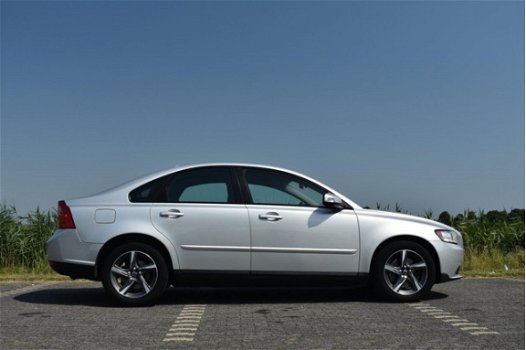 Volvo S40 - 2.4 - 1