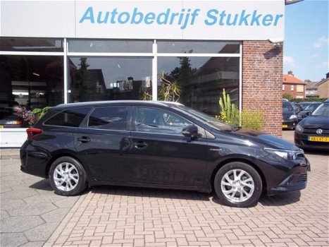 Toyota Auris Touring Sports - 1.8 Panorama Navi Face-lift model - 1