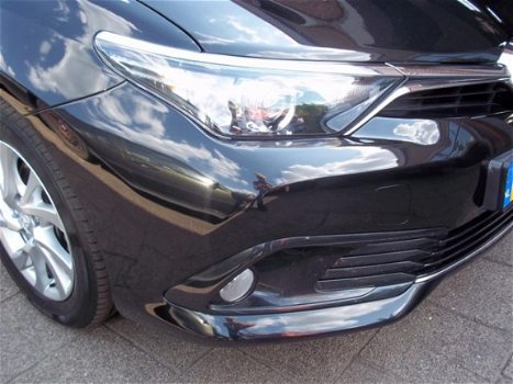 Toyota Auris Touring Sports - 1.8 Panorama Navi Face-lift model - 1