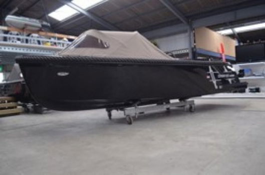 Corsiva 595Tender 20pk en trailer - 2