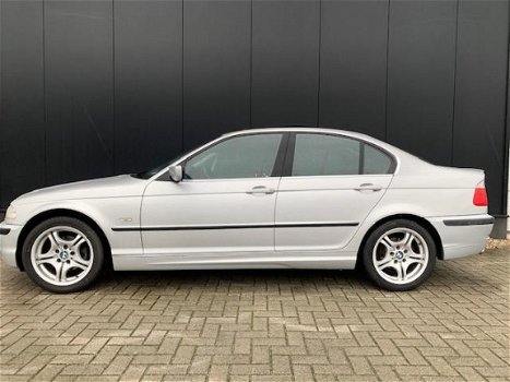 BMW 3-serie - 323i Executive M-PAKKET, NAP 1E EIG, APK 7-2020, NETTE AUTO, COMPLEET ONDERHOUDEN - 1