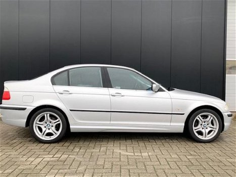 BMW 3-serie - 323i Executive M-PAKKET, NAP 1E EIG, APK 7-2020, NETTE AUTO, COMPLEET ONDERHOUDEN - 1