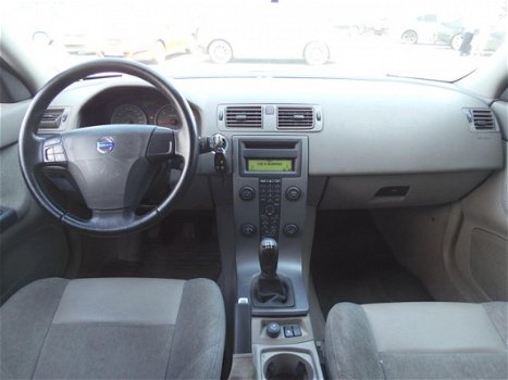 Volvo V50 - 1.6D Momentum AIRCO APK 2020 (bj2005) - 1