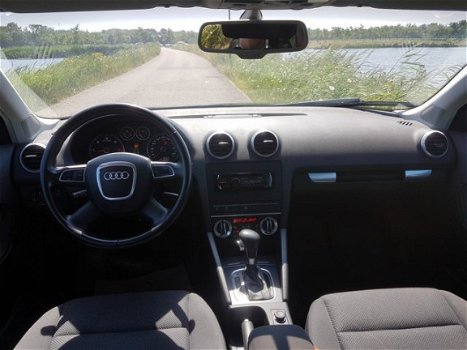 Audi A3 Sportback - 1.6 TDI Attraction Pro Line Business - 1