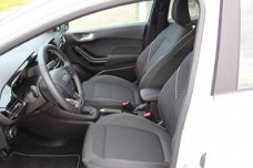 Ford Fiesta - 1.0-100pk EcoBoost Tit. Navigatie, Cruise control NIEUW MODEL