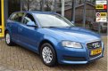 Audi A3 Sportback - 1.6 Ambiente - 1 - Thumbnail