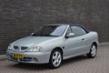 Renault Mégane Cabrio - 2.0-16V IDE Kaleido, leder, ijkoude airco, blauw dak, nieuwe APK - 1 - Thumbnail