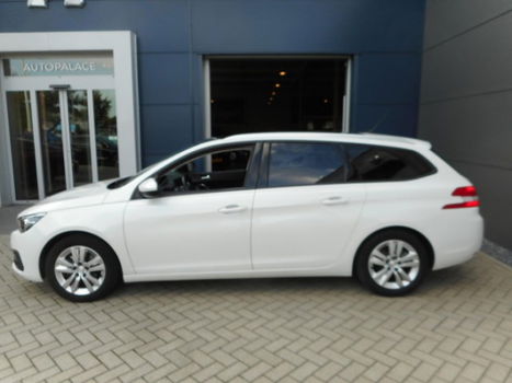 Peugeot 308 - 1.2 PureTech 110pk SUBLIME VASTE TREKH NU € 400, = - 1