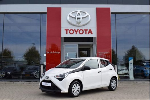 Toyota Aygo - 1.0 VVT-i x-fun 5-deurs 72pk | Airco | Bluetooth connectiviteit | - 1