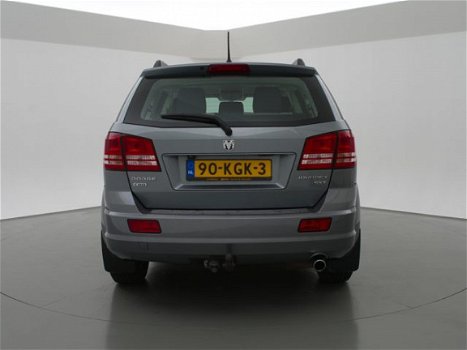 Dodge Journey - 2.0 CRD SXT AUT. 7 PERSOONS + NAVIGATIE / CAMERA / TREKHAAK - 1