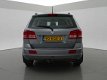 Dodge Journey - 2.0 CRD SXT AUT. 7 PERSOONS + NAVIGATIE / CAMERA / TREKHAAK - 1 - Thumbnail