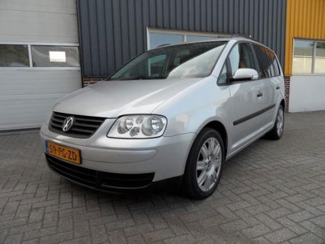 Volkswagen Touran - 1.6-16V FSI Athene NETTE AUTO AIRCO - 1