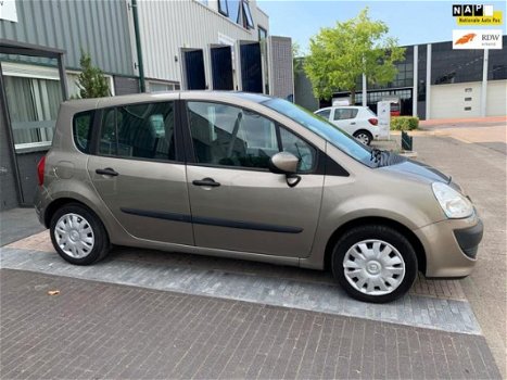 Renault Grand Modus - 1.2-16V Authentique - 1