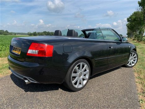 Audi S4 - Cabriolet 4.2 V8 Pro line Xenon/Sportleder/Navi/Cruise - 1