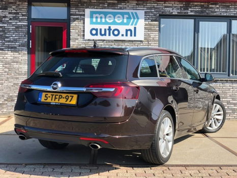 Opel Insignia Sports Tourer - 2.0 T Cosmo 4x4 251pk l ORG.NL l NAVI l LEDER l XENON - 1