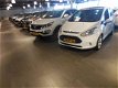 Kia Carnival - 2.5 V6 EX AUT4 - 1 - Thumbnail