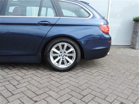 BMW 5-serie Touring - 520d Aut8 High Executive (m-sport, panodak, head up, vol) - 1