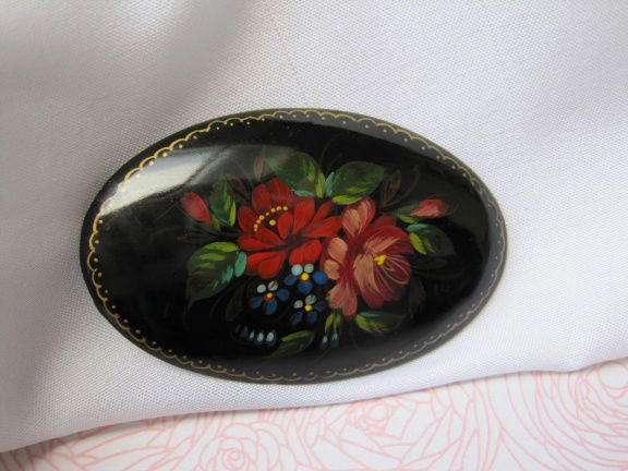 Broche Russische lakbroche bloemen 5.2x3.8 cm - nr. 1