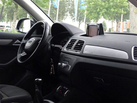 Audi Q3 - 2.0 TFSI quattro Pro Line MMI Navigatie Parkeersensoren etc - 1