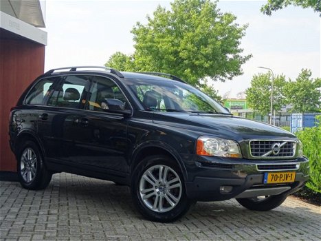 Volvo XC90 - 2.4 D5 Summum AWD Navi Xenon Standkachel etc - 1