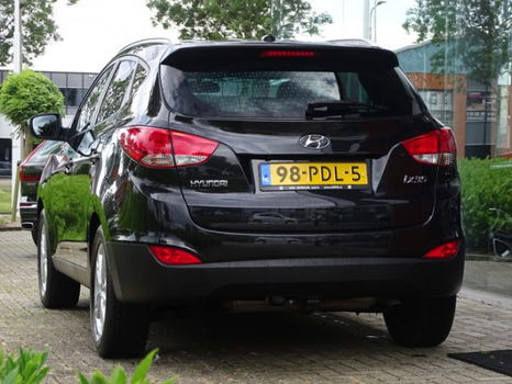 Hyundai ix35 - 2.0i Business Edition Navi Climate Control Bluetooth Camera etc - 1