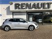 Renault Mégane - IV 5-drs Limited Tce 130 parkeersensor v+a, navigatie , 1650 kg. aanhagergewicht - 1 - Thumbnail