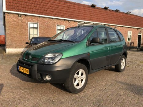 Renault Scénic - 2.0-16V RX4 Privilège met Leer + Clima Nu € 1.975, - 1