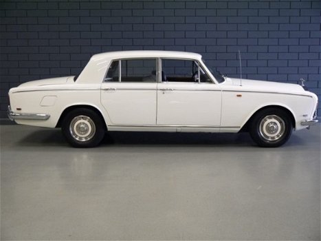 Rolls-Royce Silver Shadow - 6.8 Saloon type ll - 1