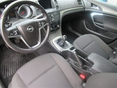 Opel Insignia - 1.4 Turbo EcoFLEX Edition Navigatie / Limiter / Bluetooth / Parkeersensoren - 1