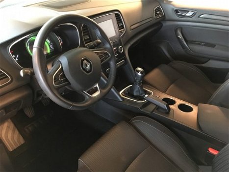 Renault Mégane - 132PK TCe Limited NAVI EERSTE EIGENAAR TEL LM VELGEN PARKEERSENSOR CLIMATE TEL - 1