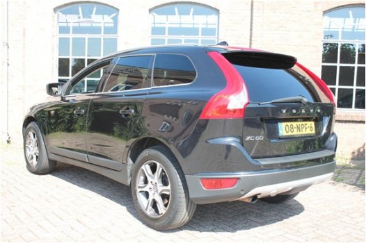 Volvo XC60 - 2.0 D3 FWD Summum 2010 300.974KM Navi Cruise LMV PDC ECC Leder Stoel verwarming - 1