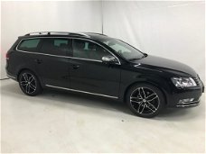 Volkswagen Passat Variant - 2.0 TDI 177 PK Highline Pano Leer Camera Navi 18 Inch Xenon